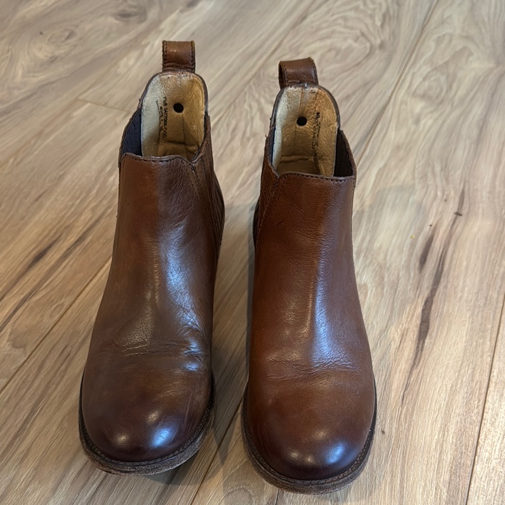 Frye Women's Chestnut Leather Ankle Boots